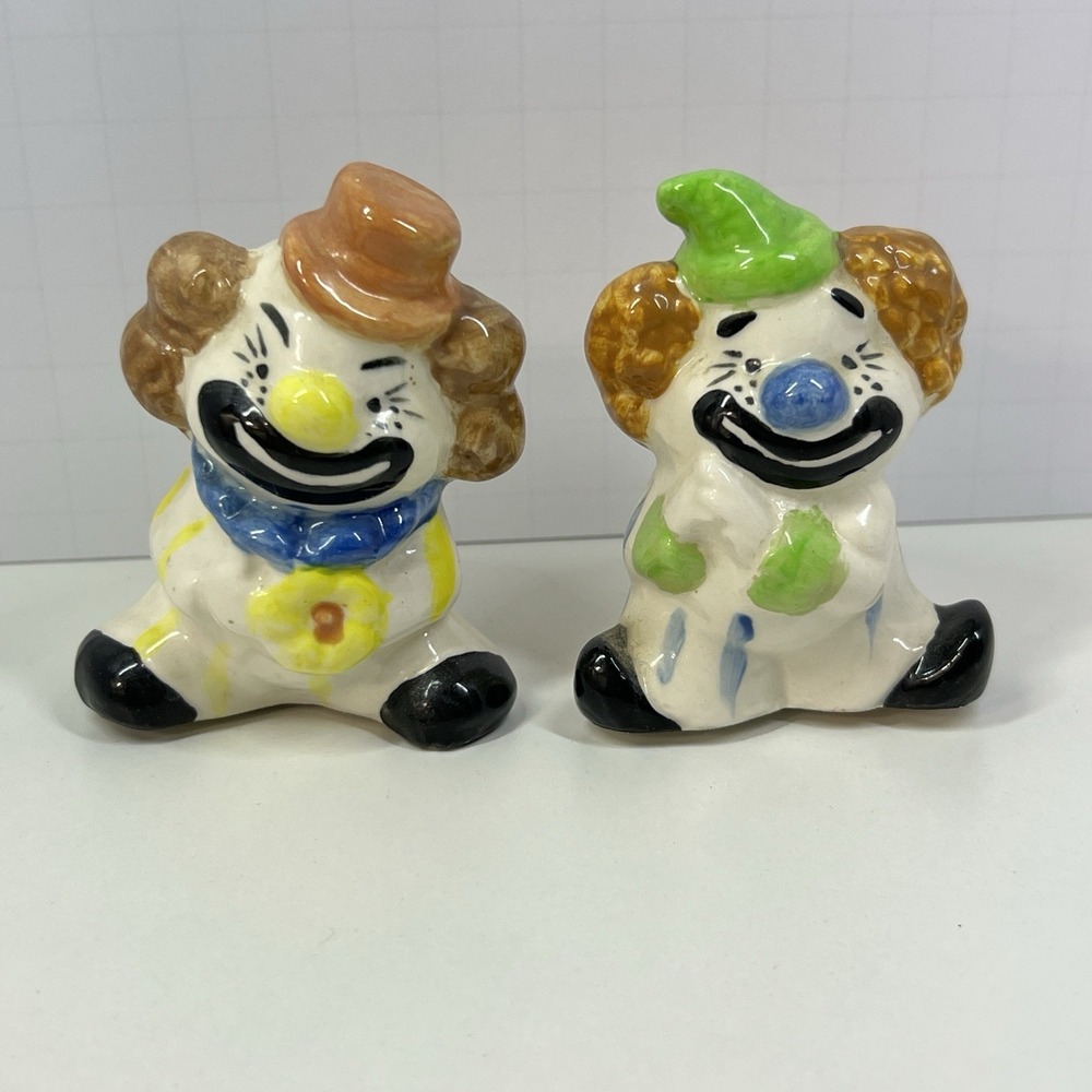Vintage Ceramic Clown Salt &‎ Pepper Shakers Set Hand Painted 3" Retro Bright